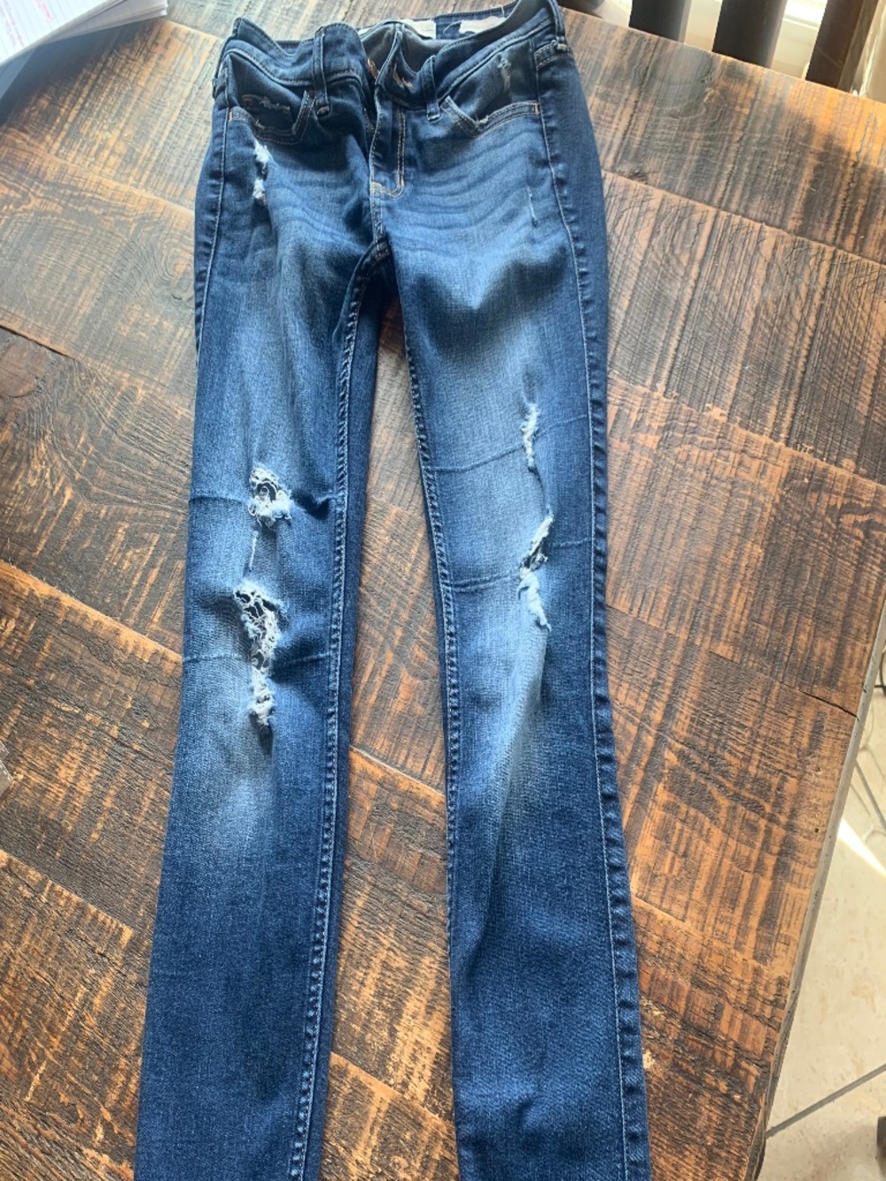 Poshmark – Hollister Distressed Skinny Jeans Size 1 / W23 L28